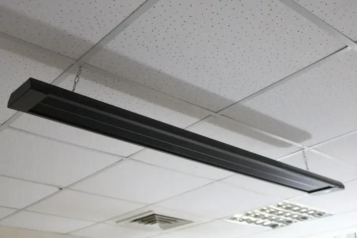 Стельовий інфрачервоний обігрівач до 15 м2 Теплотема Home 1200 (1542х163х40 мм) 1200 Вт, чорний