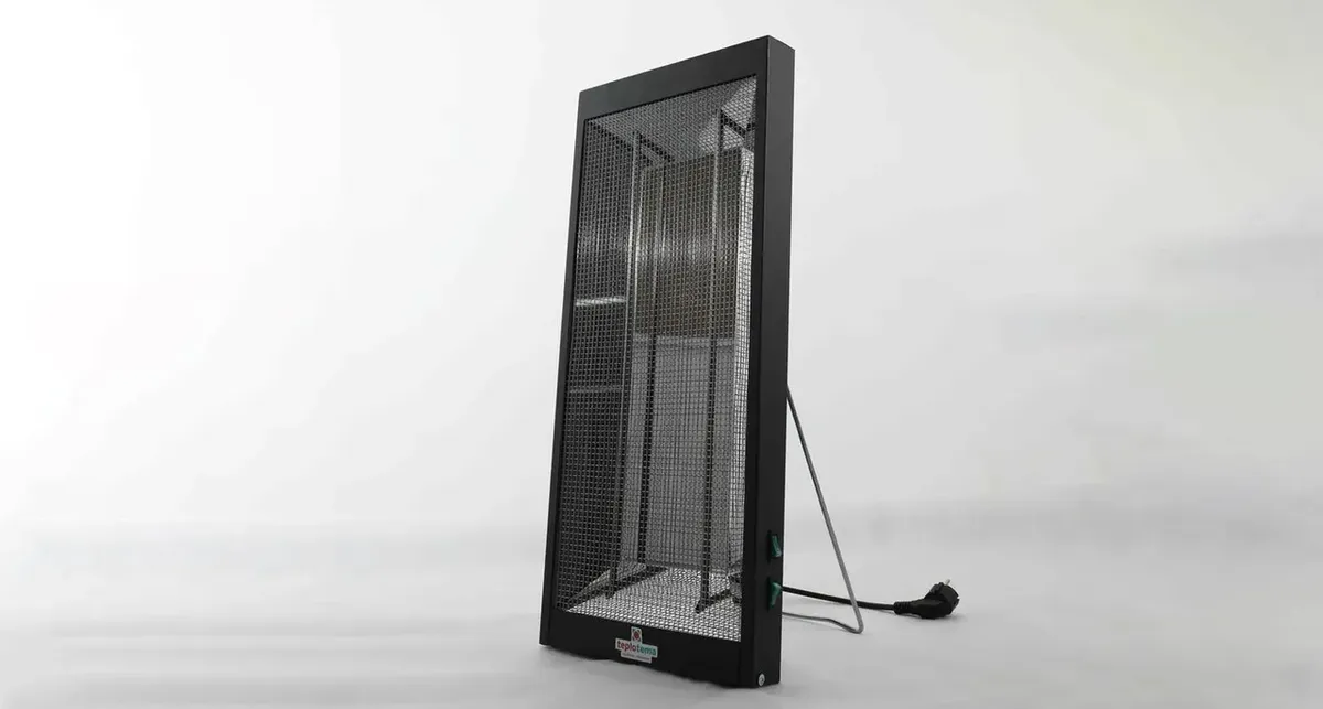 Обігрівач металевий до 22 м2 "STRONG" чорний (65х30 см) 1200 Вт