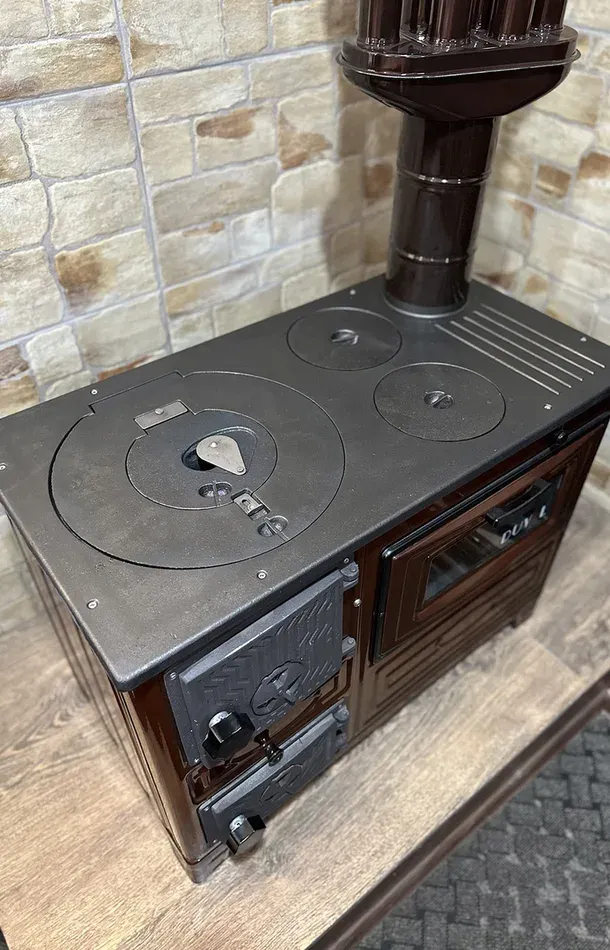 Три конфорки печі Duval EK-4010